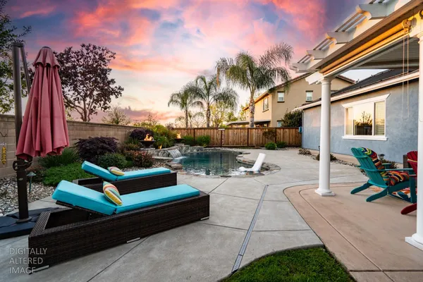 $925,000 | 425 Rockcliff Court, Roseville, CA 95747