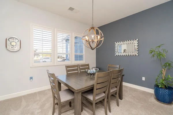 $925,000 | 425 Rockcliff Court, Roseville, CA 95747