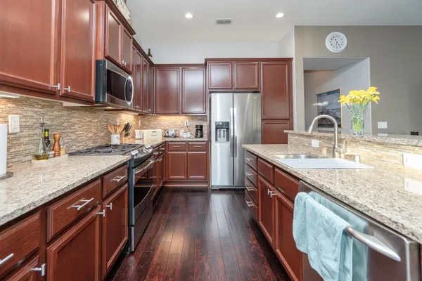 $925,000 | 425 Rockcliff Court, Roseville, CA 95747