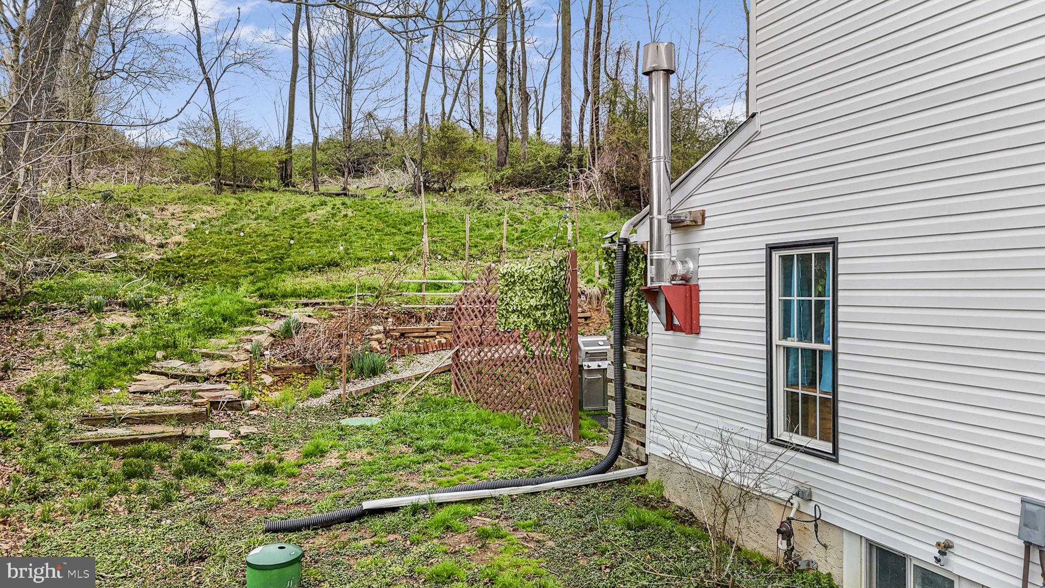 102 Paschall Mill Road West Grove, PA 19390 - Photo 5 of 29 a view of a backyard