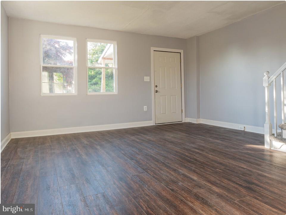 200 Old Riverside Road Baltimore, MD 21225 - Photo 3 of 7