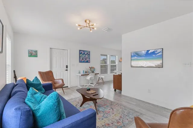 $519,000 | 2375 Bahia Vista Street, Sarasota, FL 34237