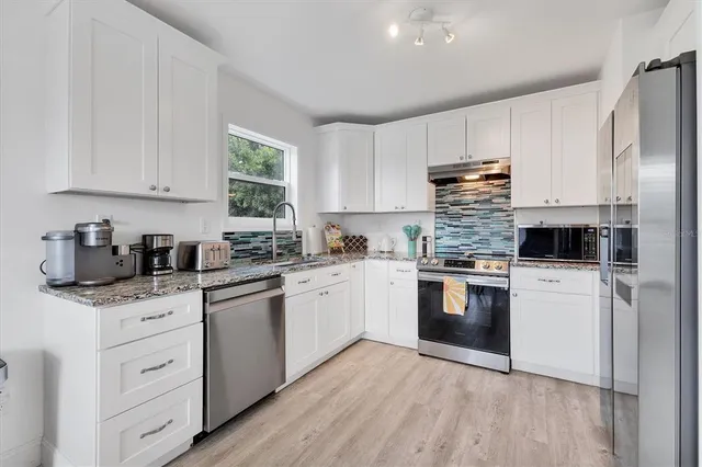 $519,000 | 2375 Bahia Vista Street, Sarasota, FL 34237