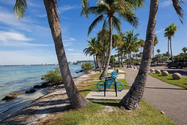 $519,000 | 2375 Bahia Vista Street, Sarasota, FL 34237