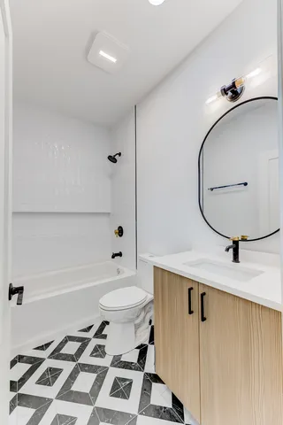 $2,800 | 5921 South Calumet Avenue, Unit 2, Chicago, IL 60637