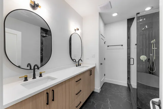 $2,800 | 5921 South Calumet Avenue, Unit 2, Chicago, IL 60637