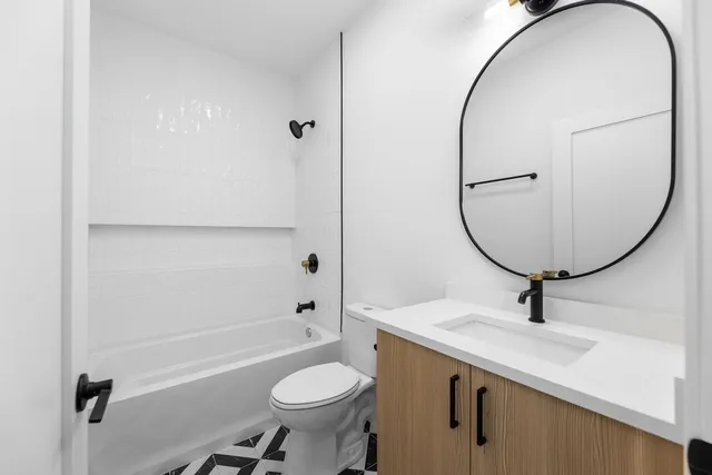 $2,800 | 5921 South Calumet Avenue, Unit 2, Chicago, IL 60637