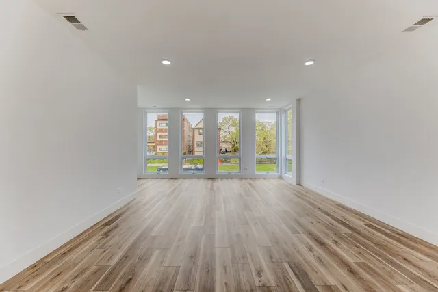 $2,800 | 5921 South Calumet Avenue, Unit 2, Chicago, IL 60637