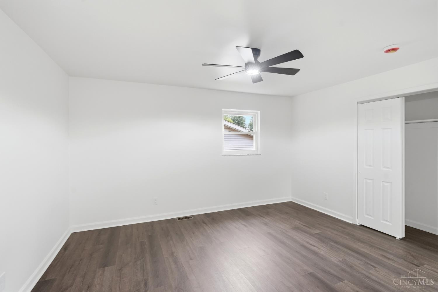 10686 Chelmsford Road Cincinnati, OH 45240 - Photo 16 of 43