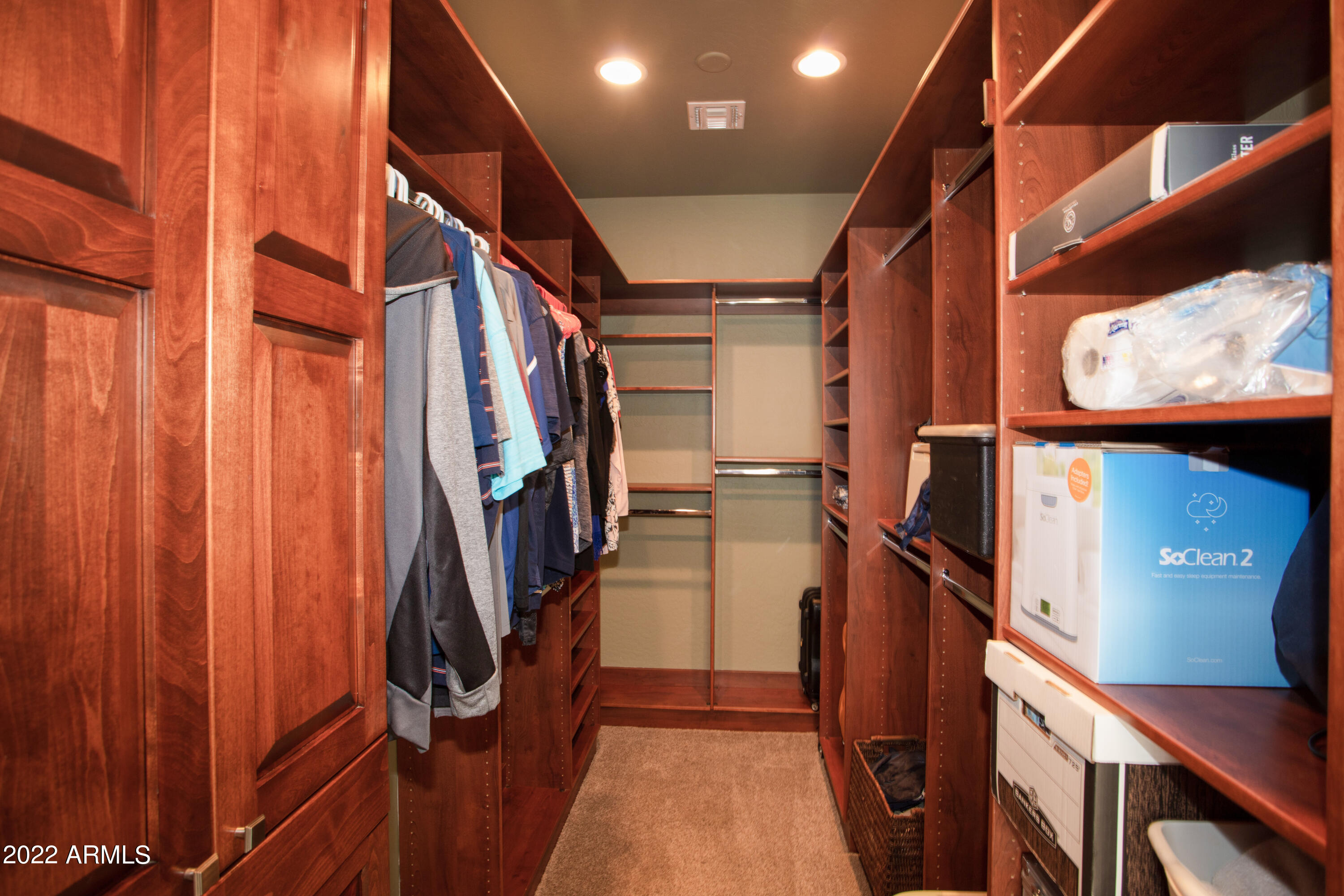 2441 East Darrel Road Phoenix, AZ 85042 - Photo 25 of 43 26 Master Walk In Closet