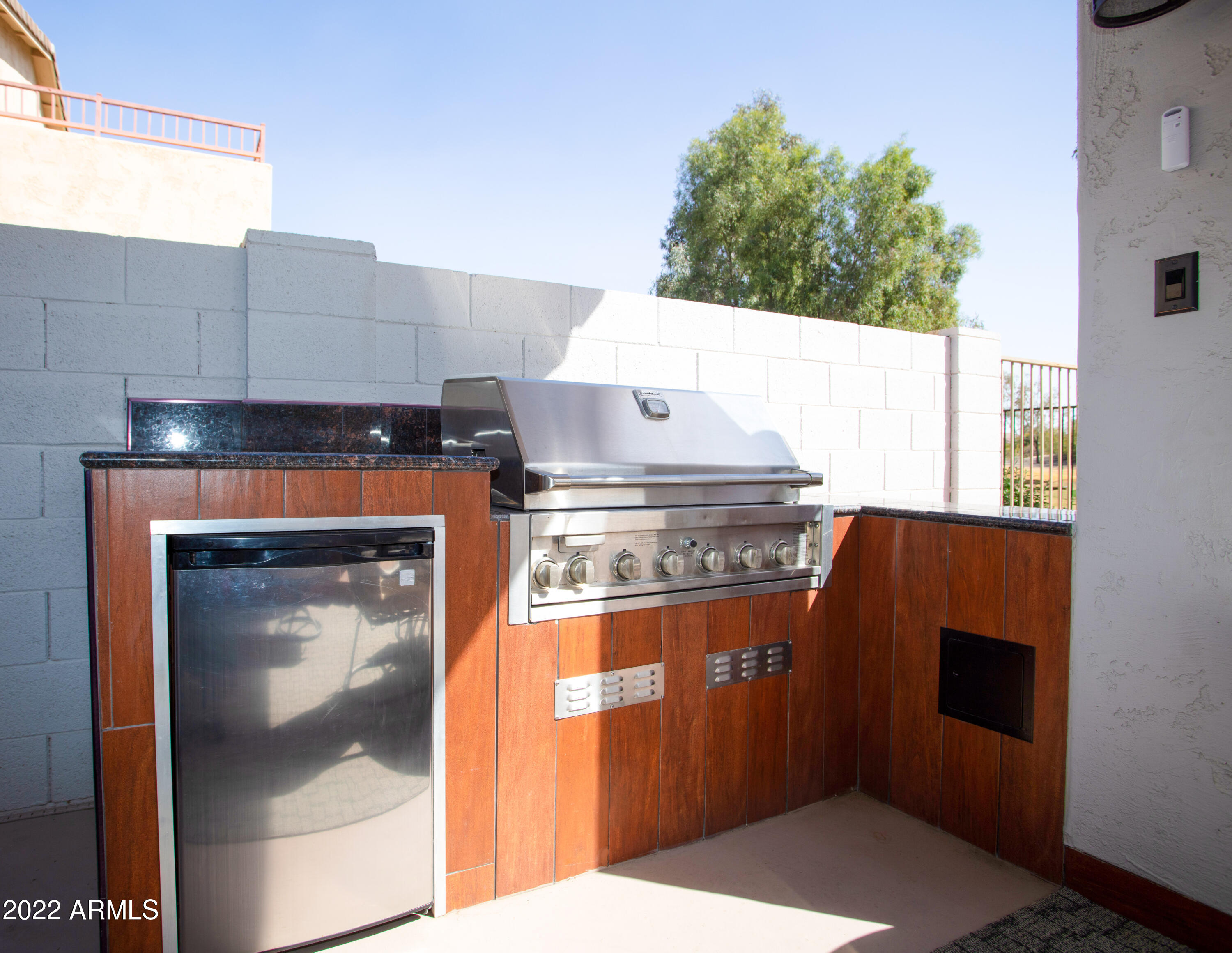 2441 East Darrel Road Phoenix, AZ 85042 - Photo 39 of 43 38 Barbecue