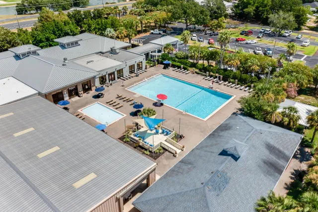 $649,000 | 7060 Summit Drive, Navarre, FL 32566