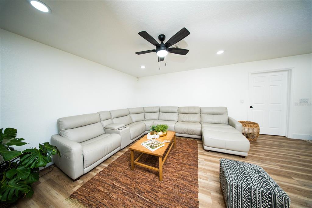 5365 Rambling Road St. Cloud, FL 34771 - Photo 8 of 39