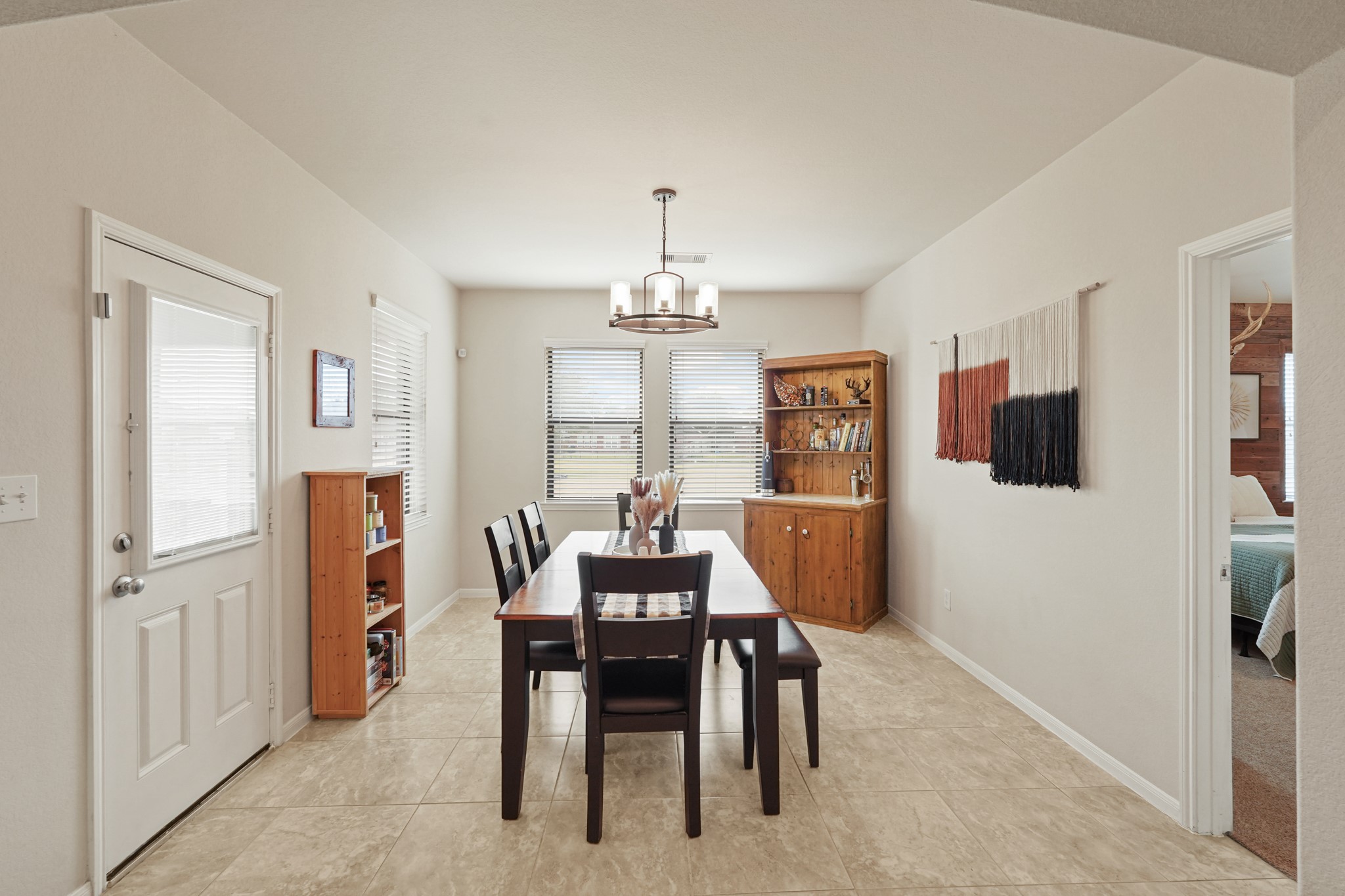 2027 Wembley Way Rosenberg, TX 77471 - Photo 14 of 28 a dining room with furniture and window