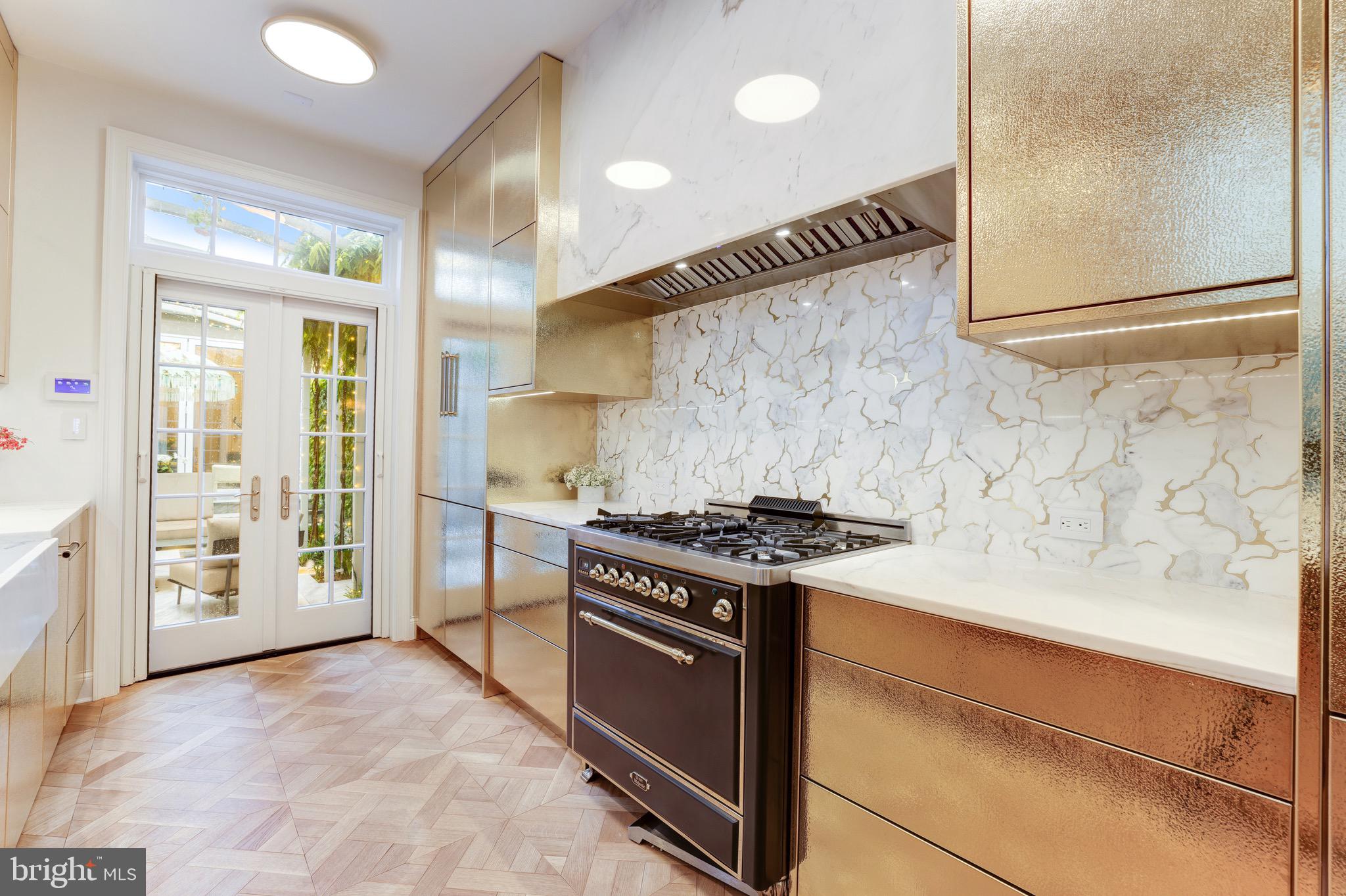 3420 N Street Northwest Washington, DC 20007 - Photo 10 of 39