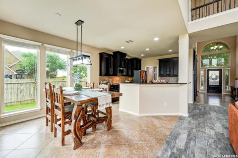 a view of a dining room and livingroom view