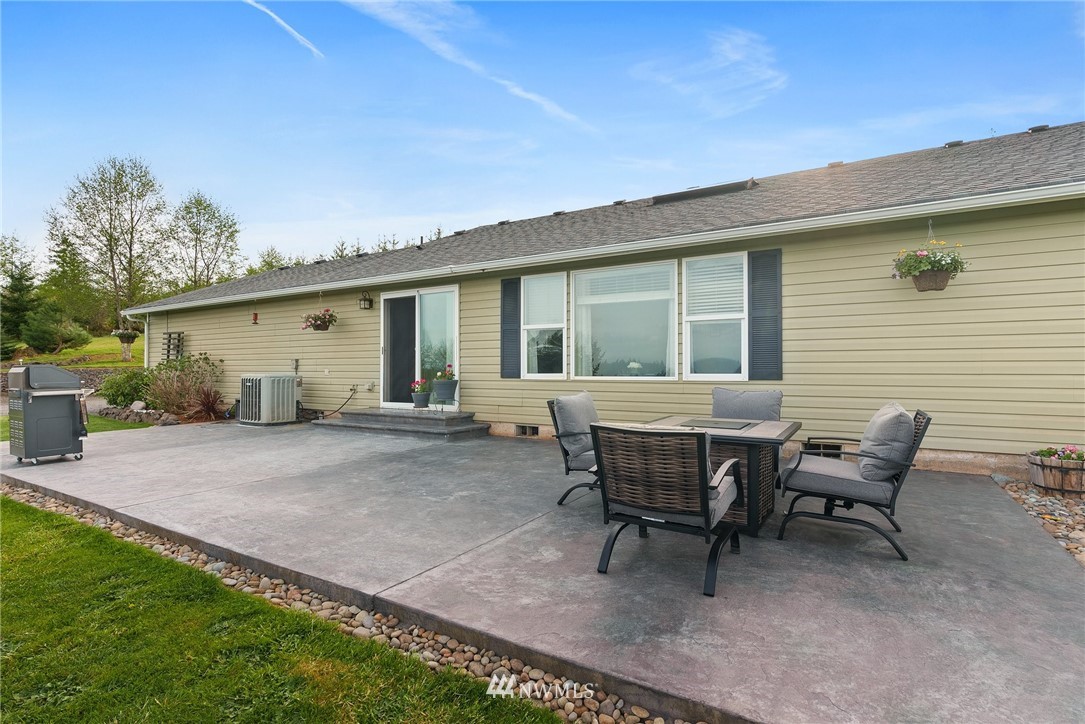137 Rayburn Road West Winlock, WA 98596 - Photo 36 of 36