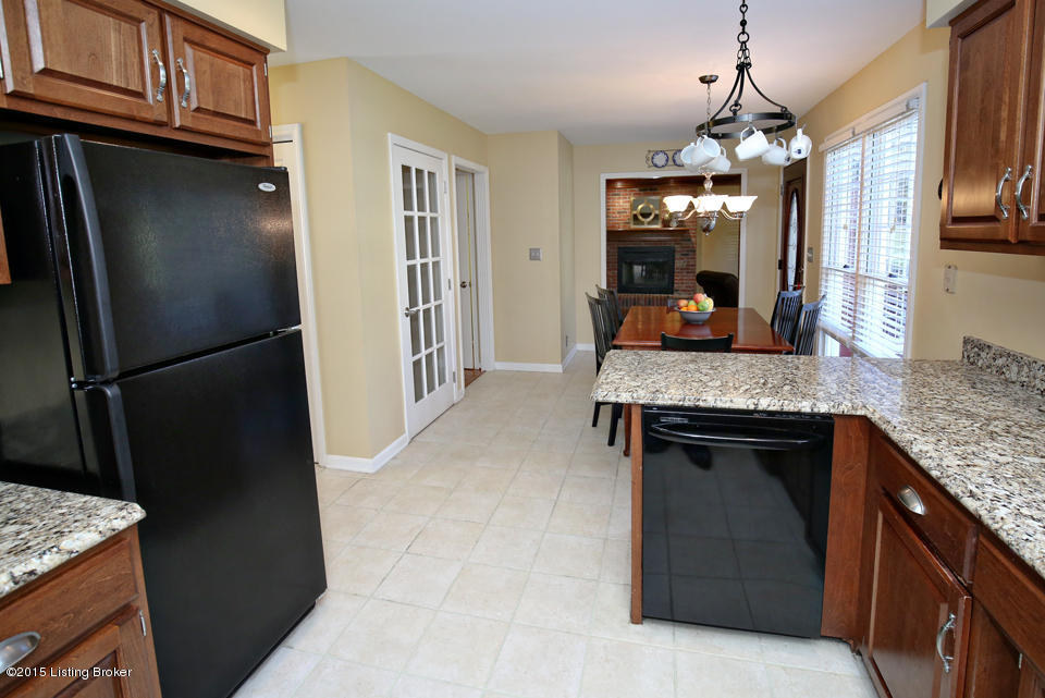 12407 Kirkham Road Louisville, KY 40299 - Photo 21 of 48 Eat In Kitchen