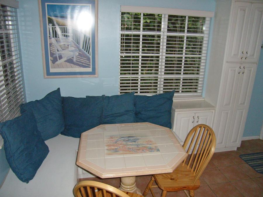 13 Dolphin Road Key Largo, FL 33037 - Photo 5 of 20 Breakfast Nook