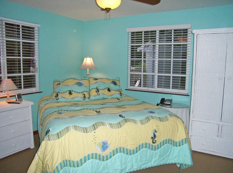 13 Dolphin Road Key Largo, FL 33037 - Photo 8 of 20 Bedroom 1