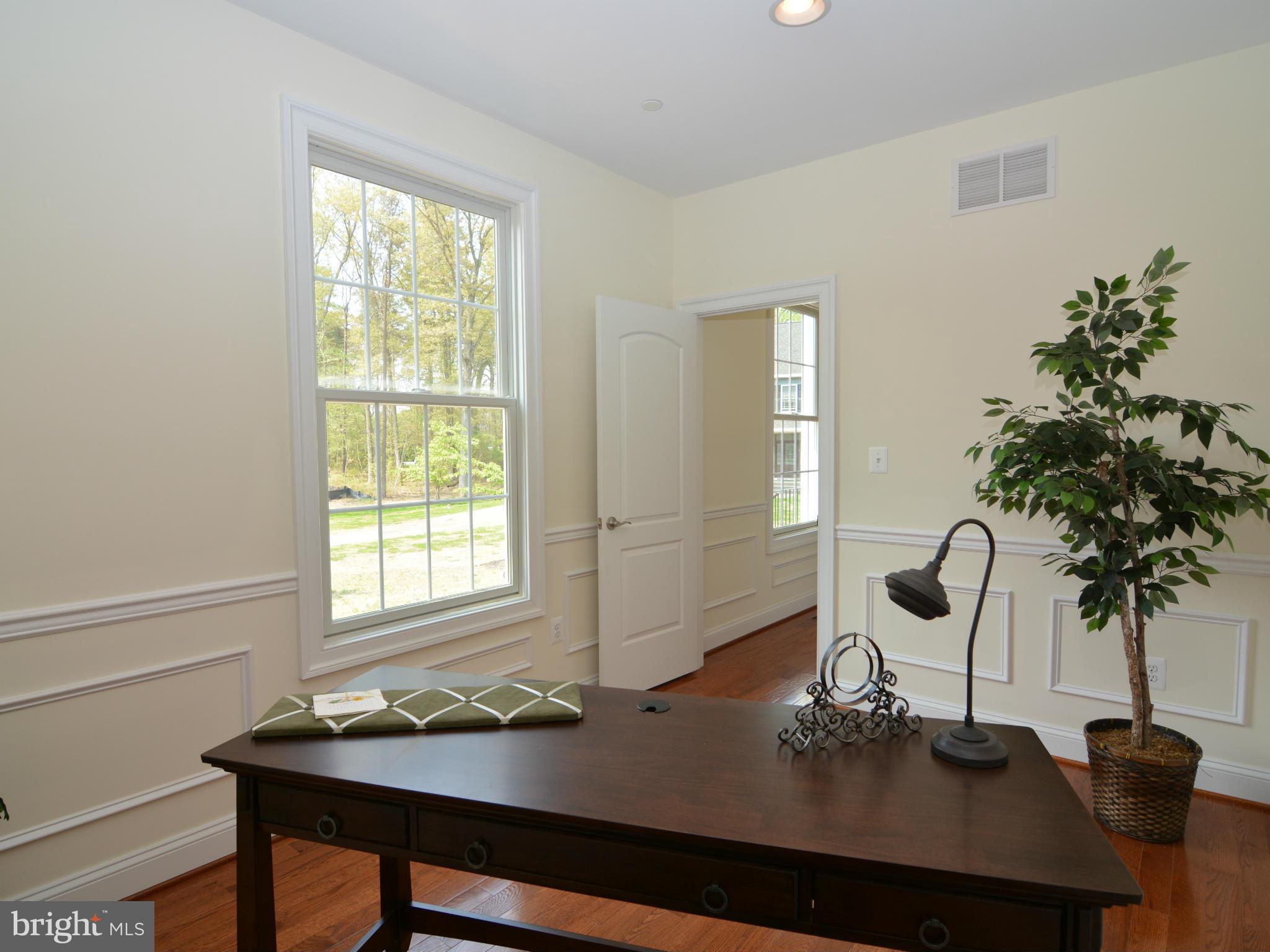 4694 Mountain Road Pasadena, MD 21122 - Photo 14 of 30 Interior (General)