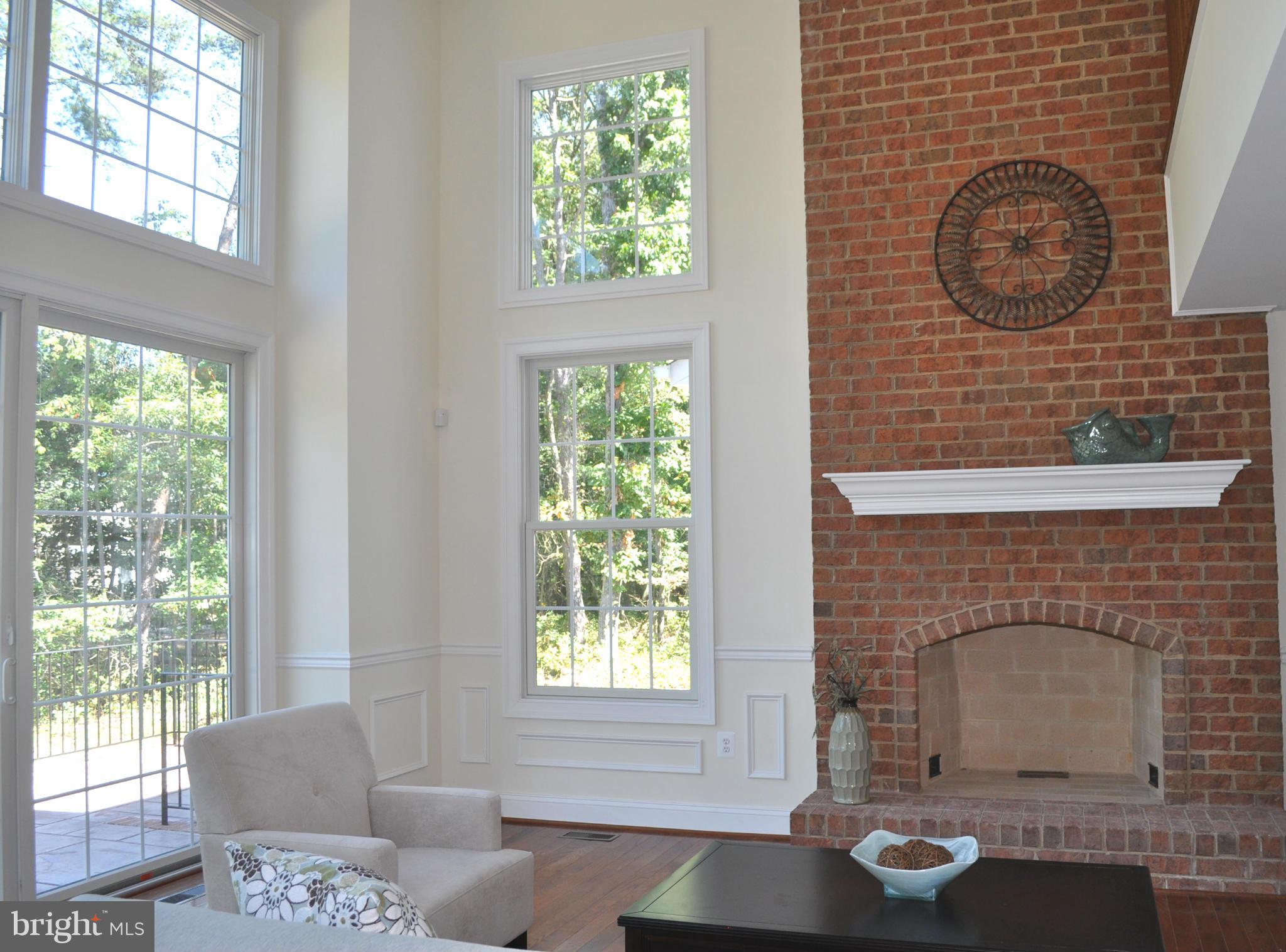 4694 Mountain Road Pasadena, MD 21122 - Photo 6 of 30 Family Room