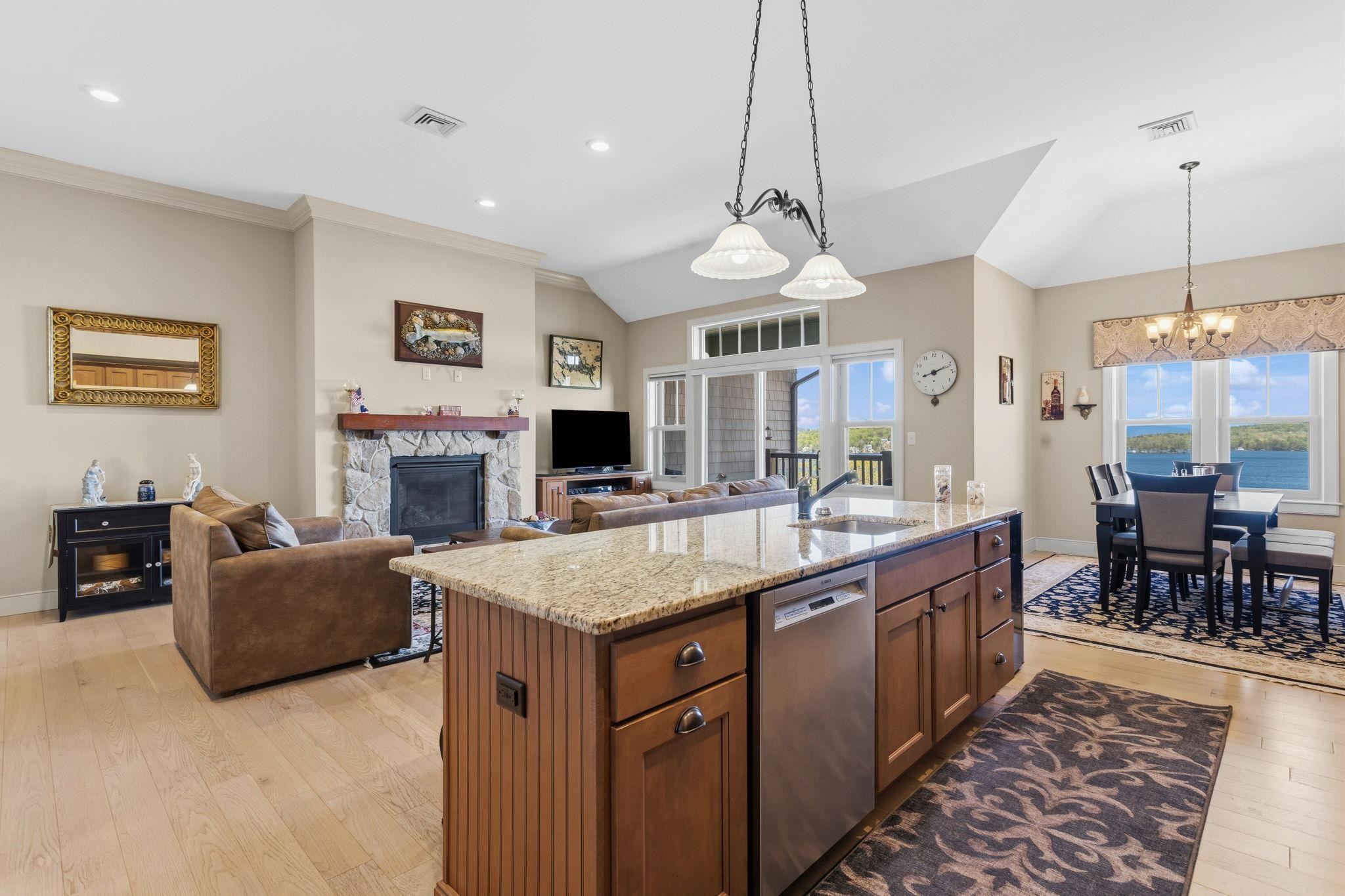 616 Scenic Road, Unit 403 Laconia, NH 03246 - Photo 11 of 49