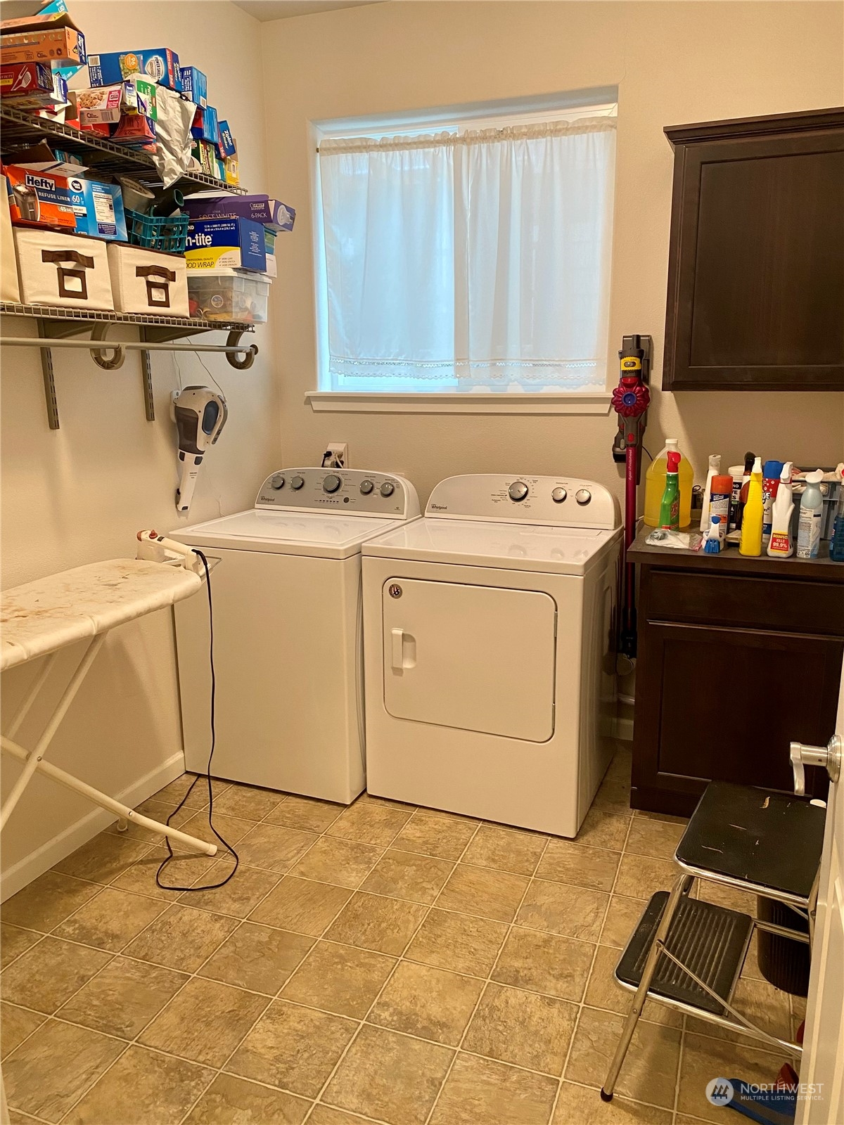 802 Mandee Street Southeast Lacey, WA 98513 - Photo 19 of 28 a utility room with dryer and washer