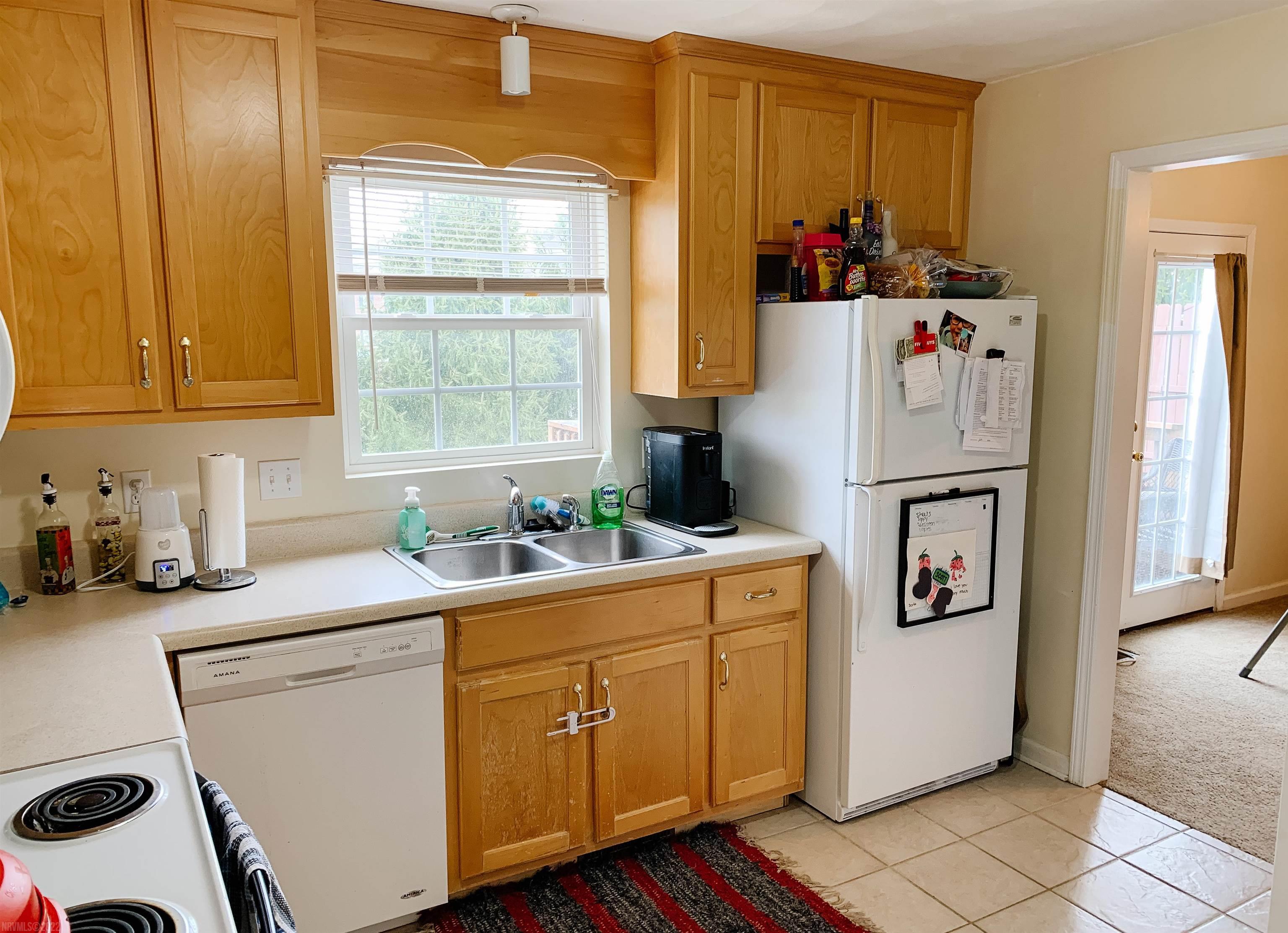 770 Republic Road Christiansburg, VA 24073 - Photo 7 of 29 Gallery Image 7
