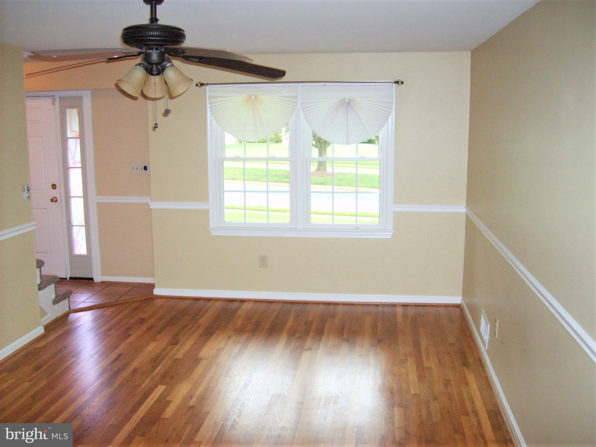 6727 Huntsman Boulevard Springfield, VA 22152 - Photo 3 of 49 Gallery Image 3