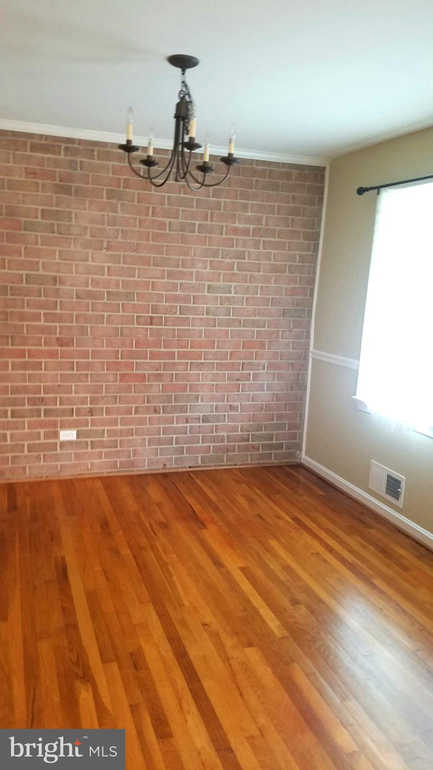 6727 Huntsman Boulevard Springfield, VA 22152 - Photo 8 of 49 Gallery Image 8