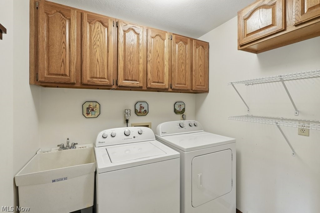 2800 Worrell Road Willoughby Hills, OH 44094 - Photo 24 of 40 First floor laundry