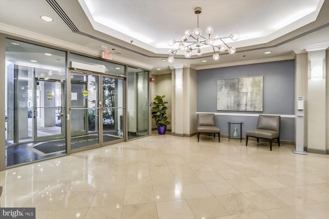 $392,000 | 7500 Woodmont Avenue, Unit S520, Bethesda, MD 20814