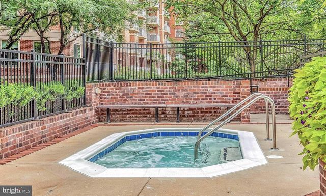 $392,000 | 7500 Woodmont Avenue, Unit S520, Bethesda, MD 20814