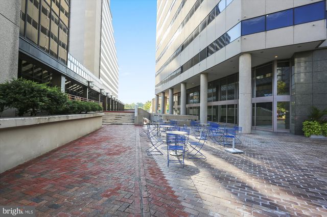 $392,000 | 7500 Woodmont Avenue, Unit S520, Bethesda, MD 20814