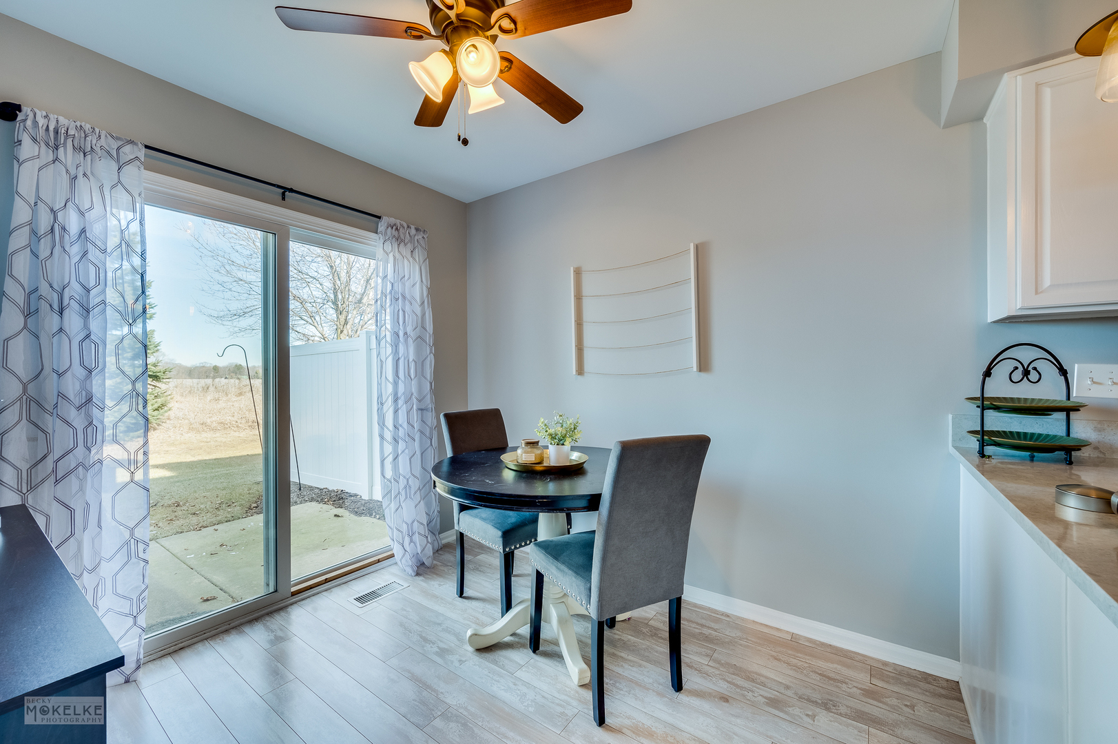 26 Rolling Oaks Road Sugar Grove, IL 60554 - Photo 12 of 25 a dining room with furniture and window