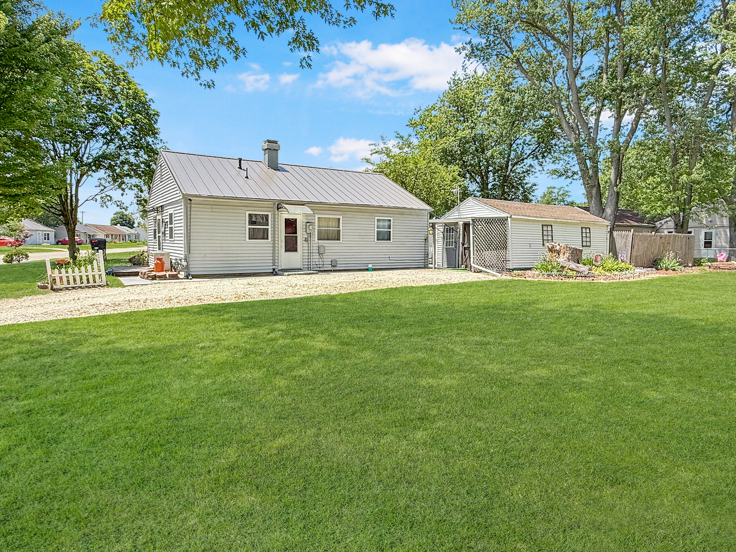 1357 Fairlawn Drive Rantoul, IL 61866 - Photo 14 of 18