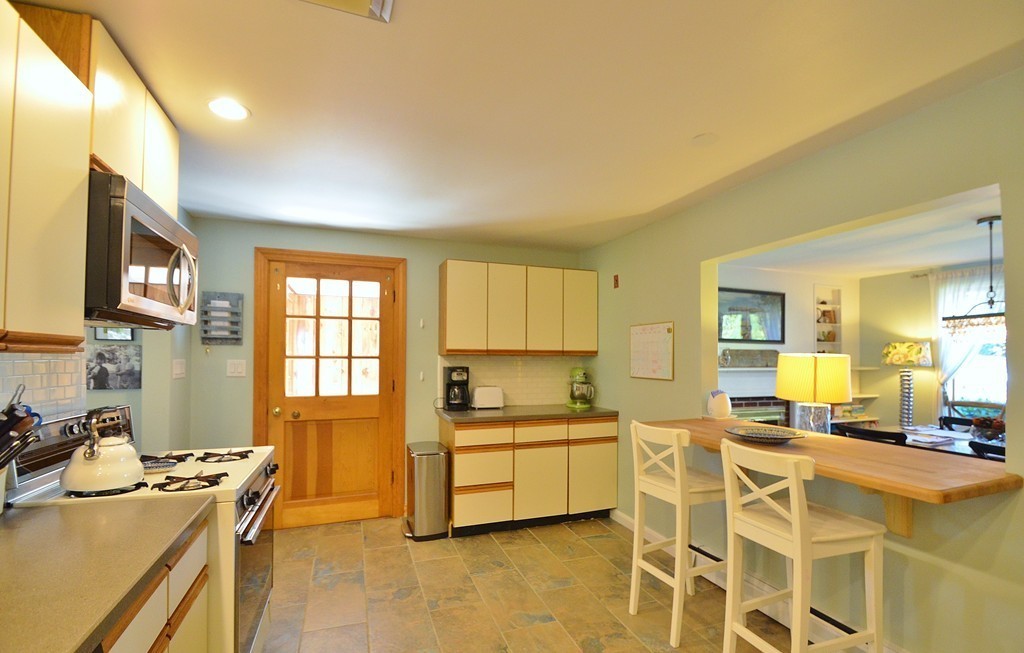 15 Appledor Road Framingham, MA 01701 - Photo 5 of 18 Gallery Image 5