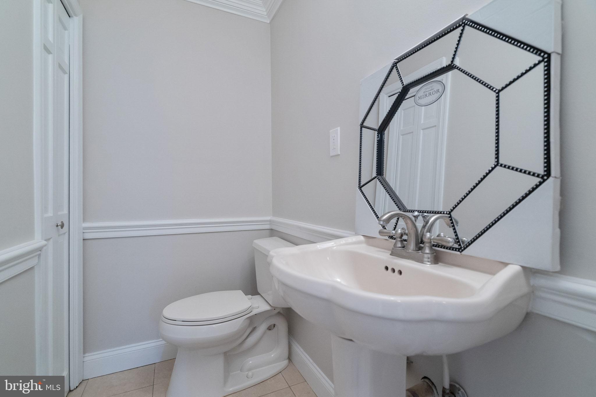 111 Bryants Nursery Road Silver Spring, MD 20905 - Photo 13 of 38