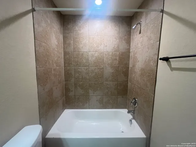 $1,295 | 6602 Arancione Avenue, Unit 102, San Antonio, TX 78233