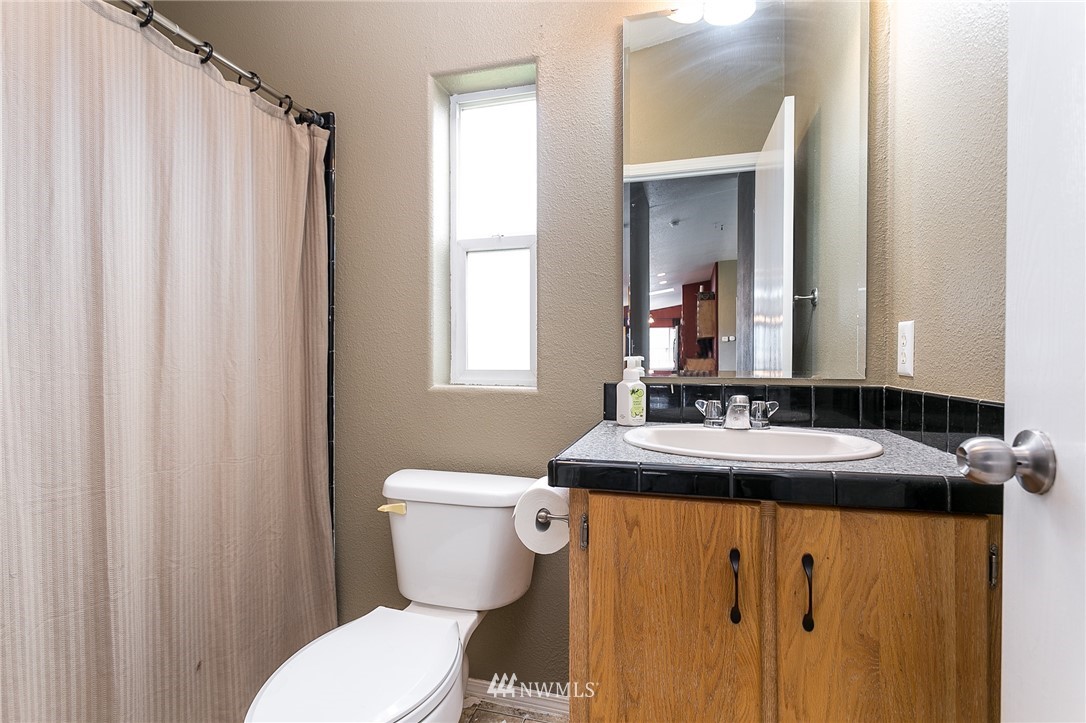 116 Sumas Road Sumas, WA 98295 - Photo 14 of 24 Gallery Image 14