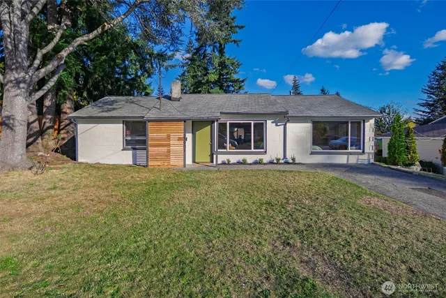 $645,000 | 23901 59th Place West, Mountlake Terrace, WA 98043