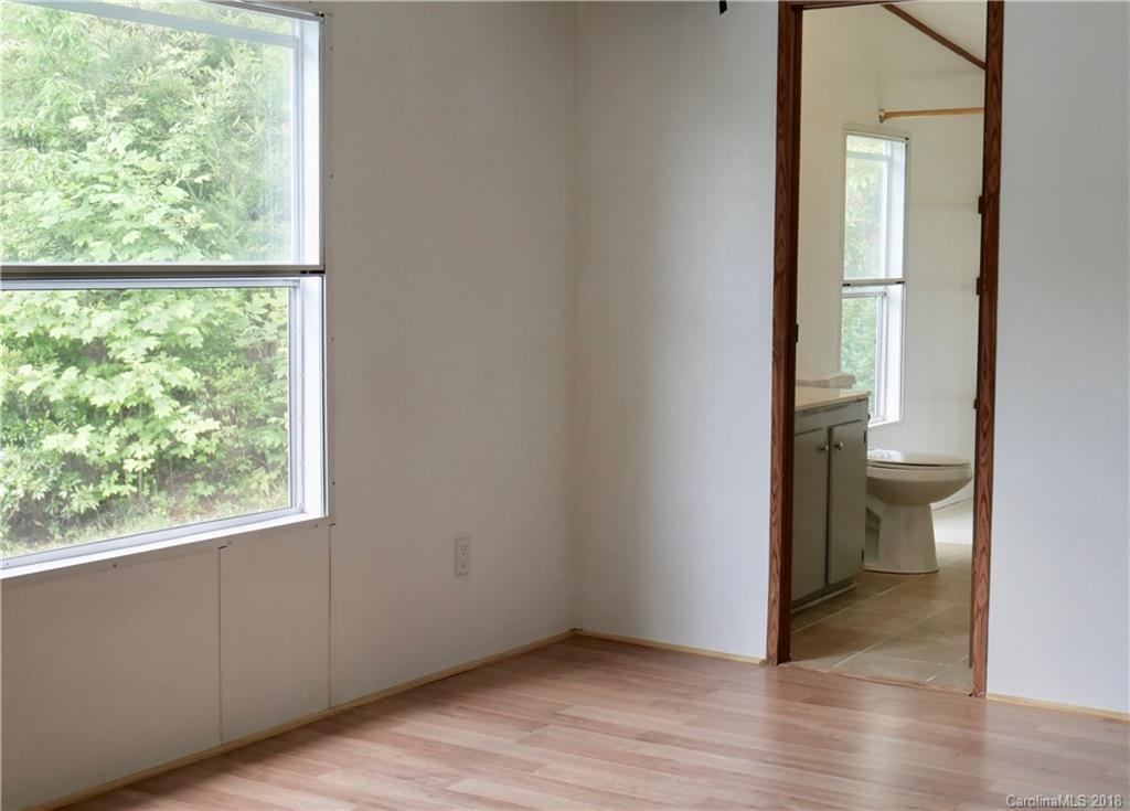 154 Paul Harvey Road Balsam Grove, NC 28708 - Photo 12 of 26 Gallery Image 12