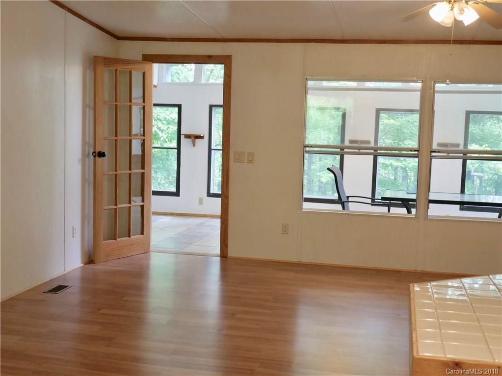 154 Paul Harvey Road Balsam Grove, NC 28708 - Photo 5 of 26 Gallery Image 5