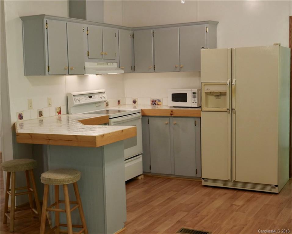 154 Paul Harvey Road Balsam Grove, NC 28708 - Photo 6 of 26 Gallery Image 6