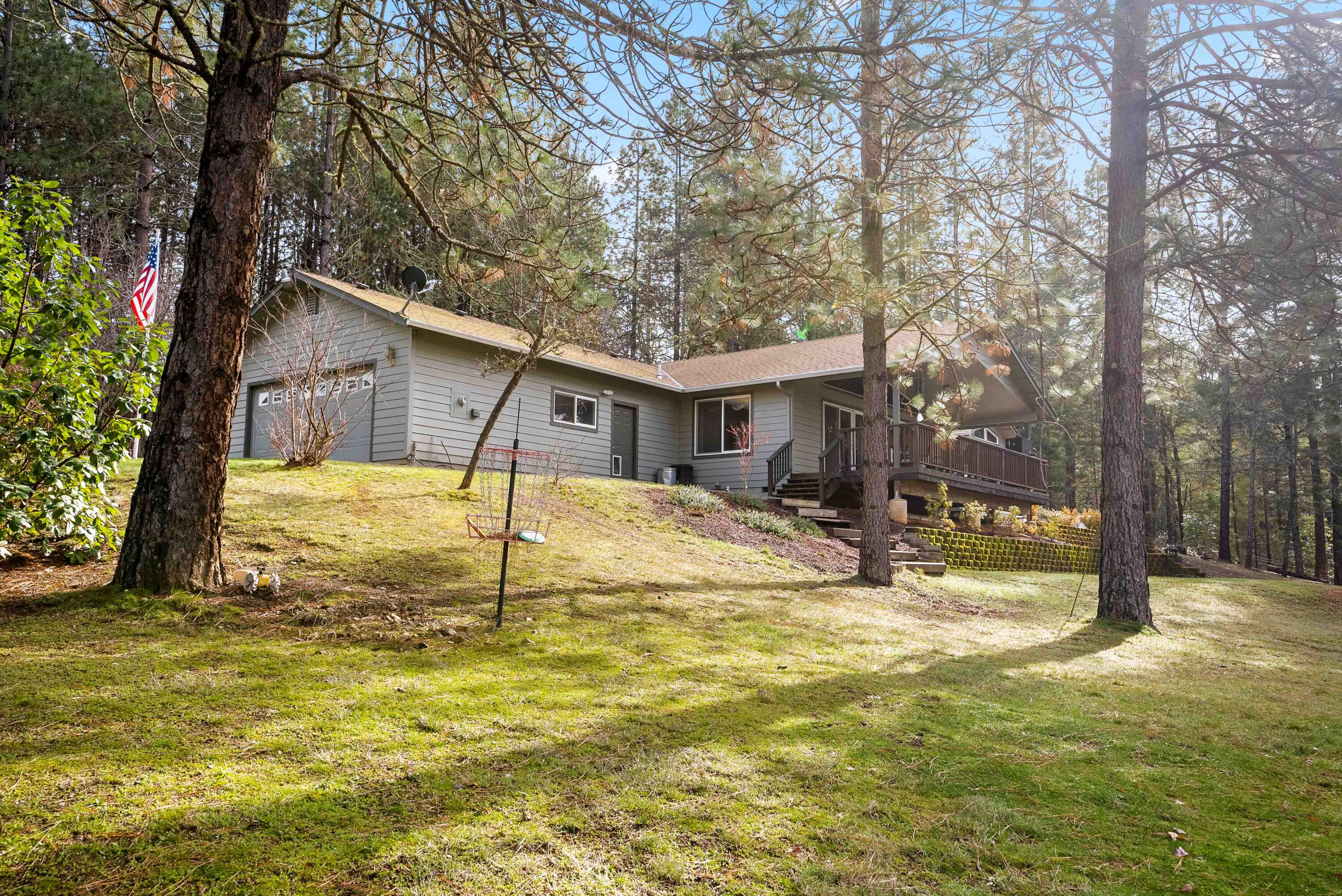1280 Crow Road Merlin, OR 97532 - Photo 28 of 44 1 (6 of 43)