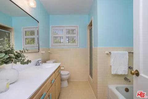 $789,000 | 5383 Village Green, Los Angeles, CA 90016