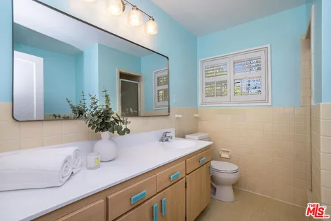 $789,000 | 5383 Village Green, Los Angeles, CA 90016