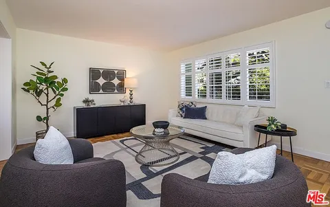 $789,000 | 5383 Village Green, Los Angeles, CA 90016