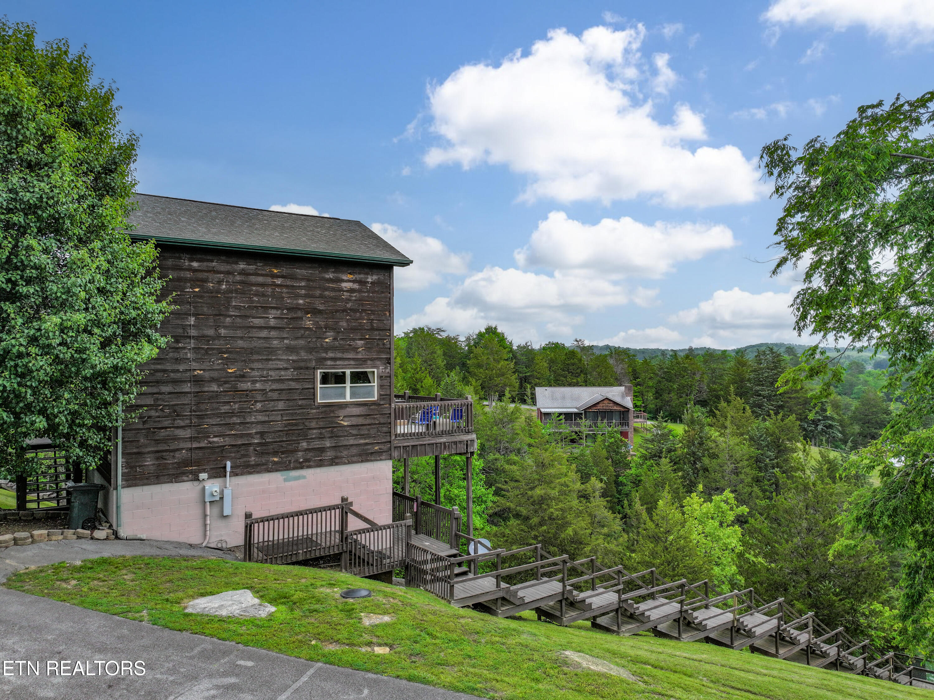 2350 Kerr Road Sevierville, TN 37876 - Photo 10 of 56 DJI_20250516105301_0177_D-Edit